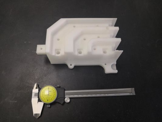 CNC απόδοσης Hiph το πλαστικό εφαρμοσμένης μηχανικής μερών αυτοκινήτου ΚΡΥΦΟΚΟΙΤΆΖΕΙ αυτόματες εφεδρείες ακρίβειας